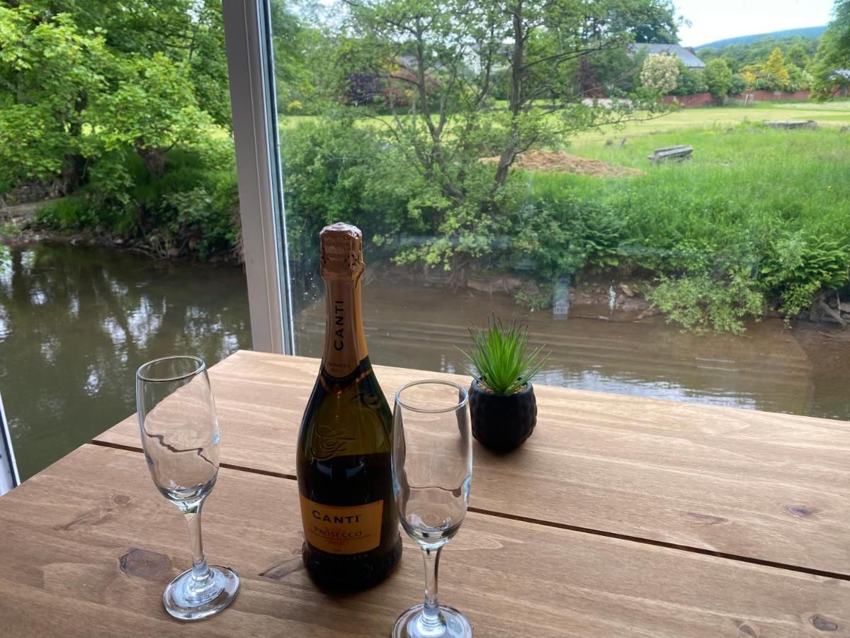Riverbank Cottage Lake District Double Balcony Egremont  Eksteriør billede